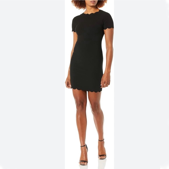 REVOLVE LIKELY Manhattan Body Con
Scalloped Short Sleeve Sheath Dress size 10 - Picture 3 of 16